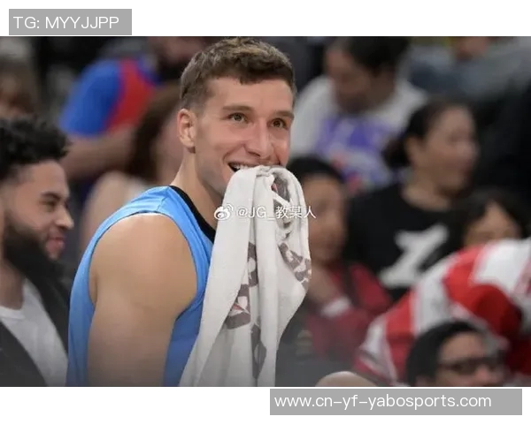 博格丹分享战胜灰熊的秘诀:拉开空间与精准阅读比赛局势的重要性 博格丹分享战胜灰熊的秘诀:拉开空间与精准阅读比赛局势的重要性