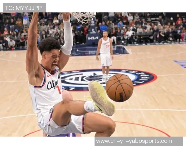 快船25年传奇与争议交织保罗离队鲍威尔交易比尔受伤小卡合同风波揭秘